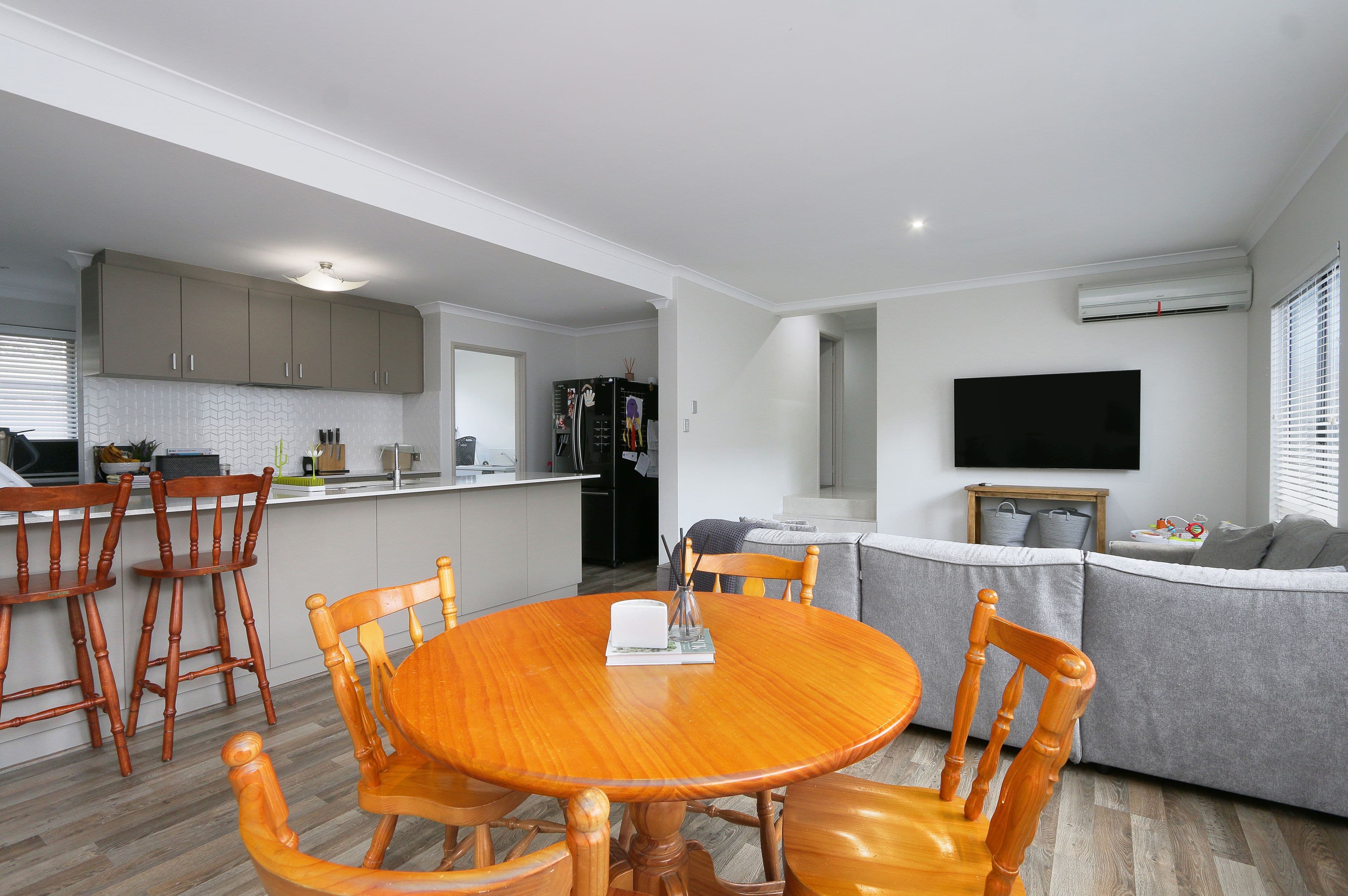 2 Davies Crescent, Kardinya WA 6163, Kardinya - Thumbnail 8
