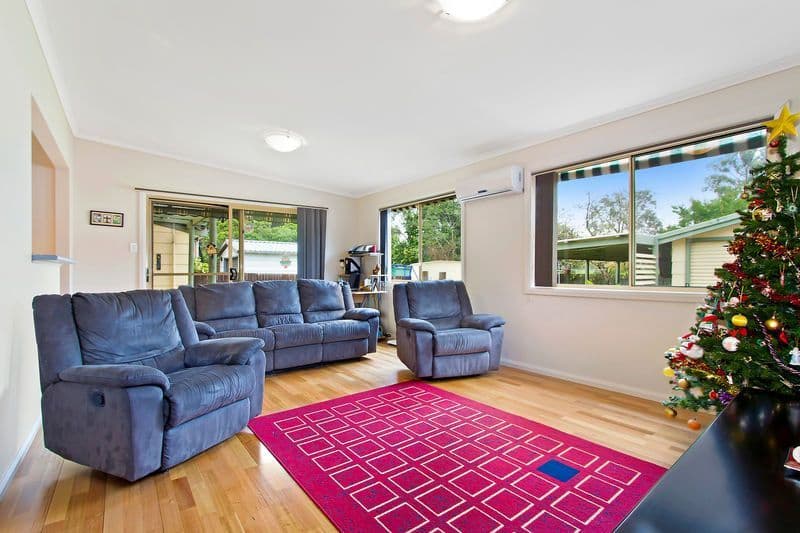 47 Grevillea Crescent, BERKELEY VALE NSW 2261, Berkeley Vale - Thumbnail 3