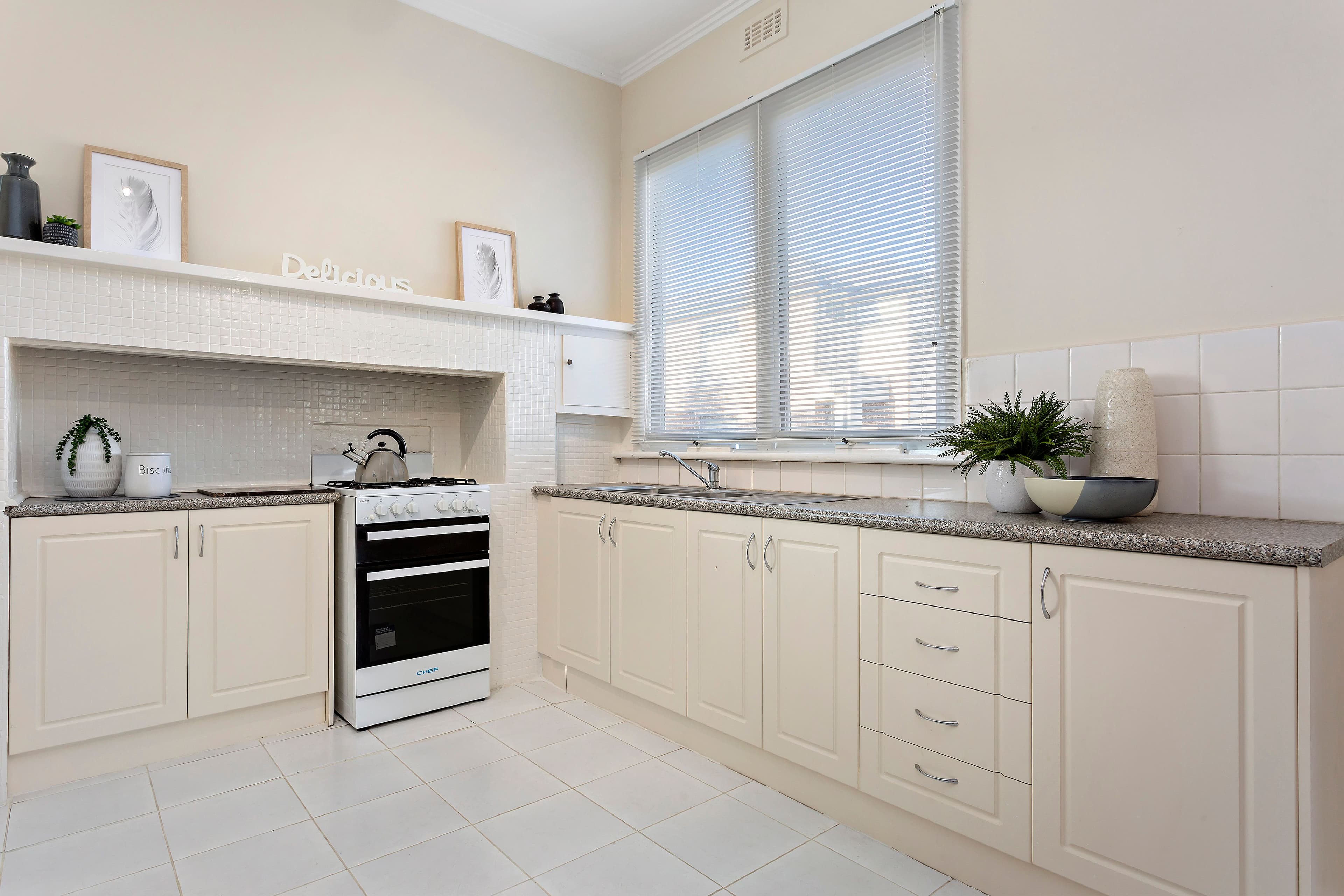 82 Carmichael Road, Oakleigh East VIC 3166, Oakleigh East - Thumbnail 3