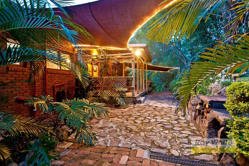 8 Ashwood Court, SAMFORD VALLEY QLD 4520, Samford Valley - Thumbnail 2