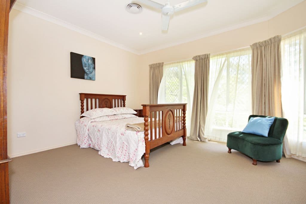 15 Waterfall Way, TALLAI QLD 4213, Tallai - Thumbnail 6