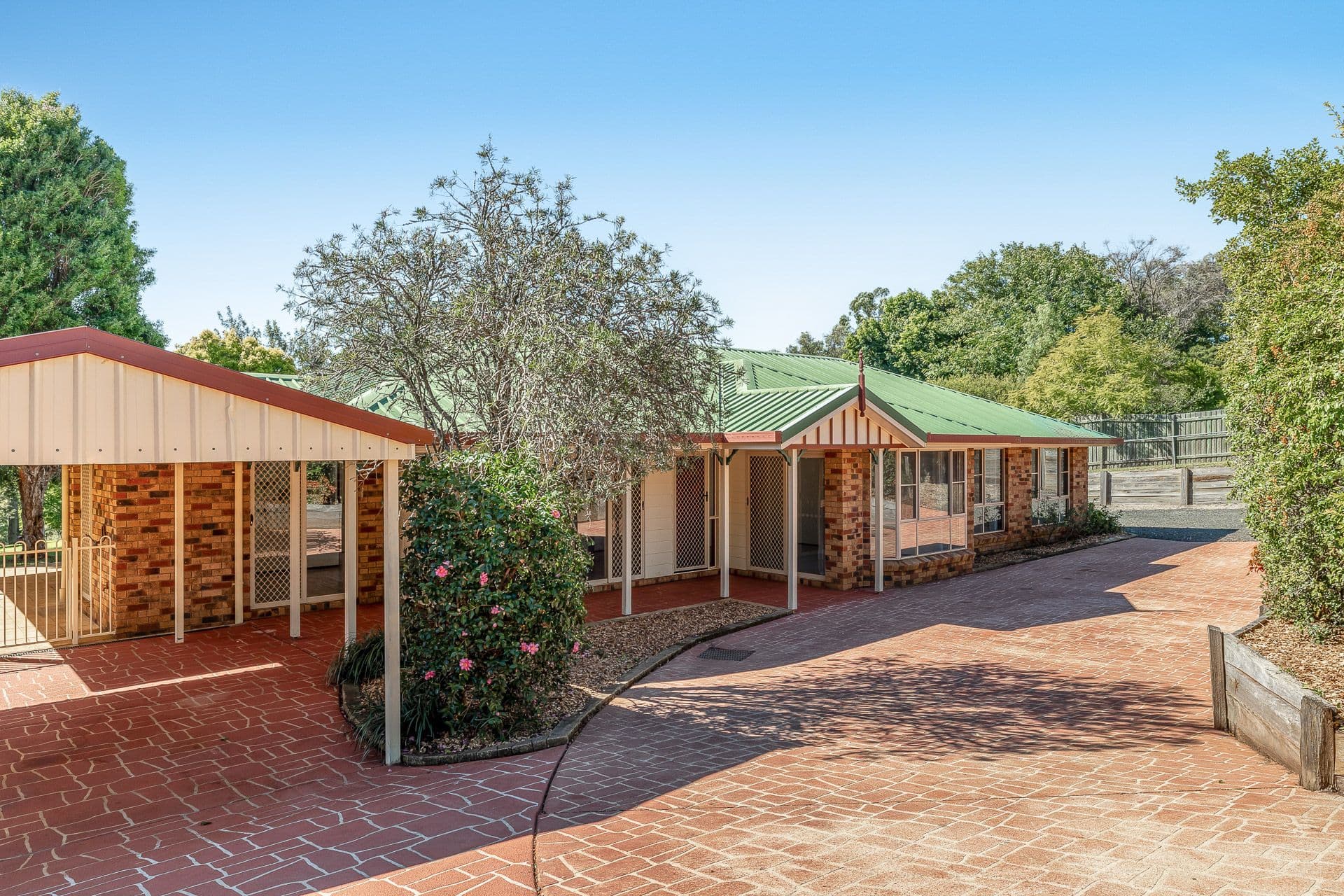 14 Delvue Crescent, Highfields QLD 4352, Highfields - Thumbnail 3