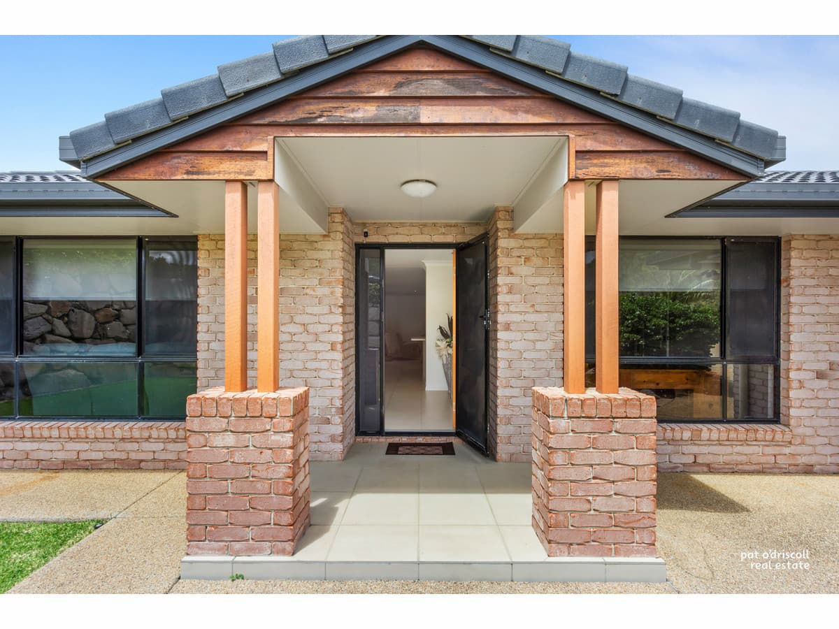 8 Skyline Drive, Norman Gardens QLD, Norman Gardens - Thumbnail 2