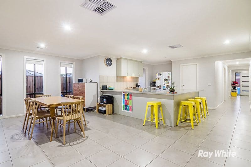 64 Frankland Street, Clyde North VIC 3978, Clyde North - Thumbnail 8