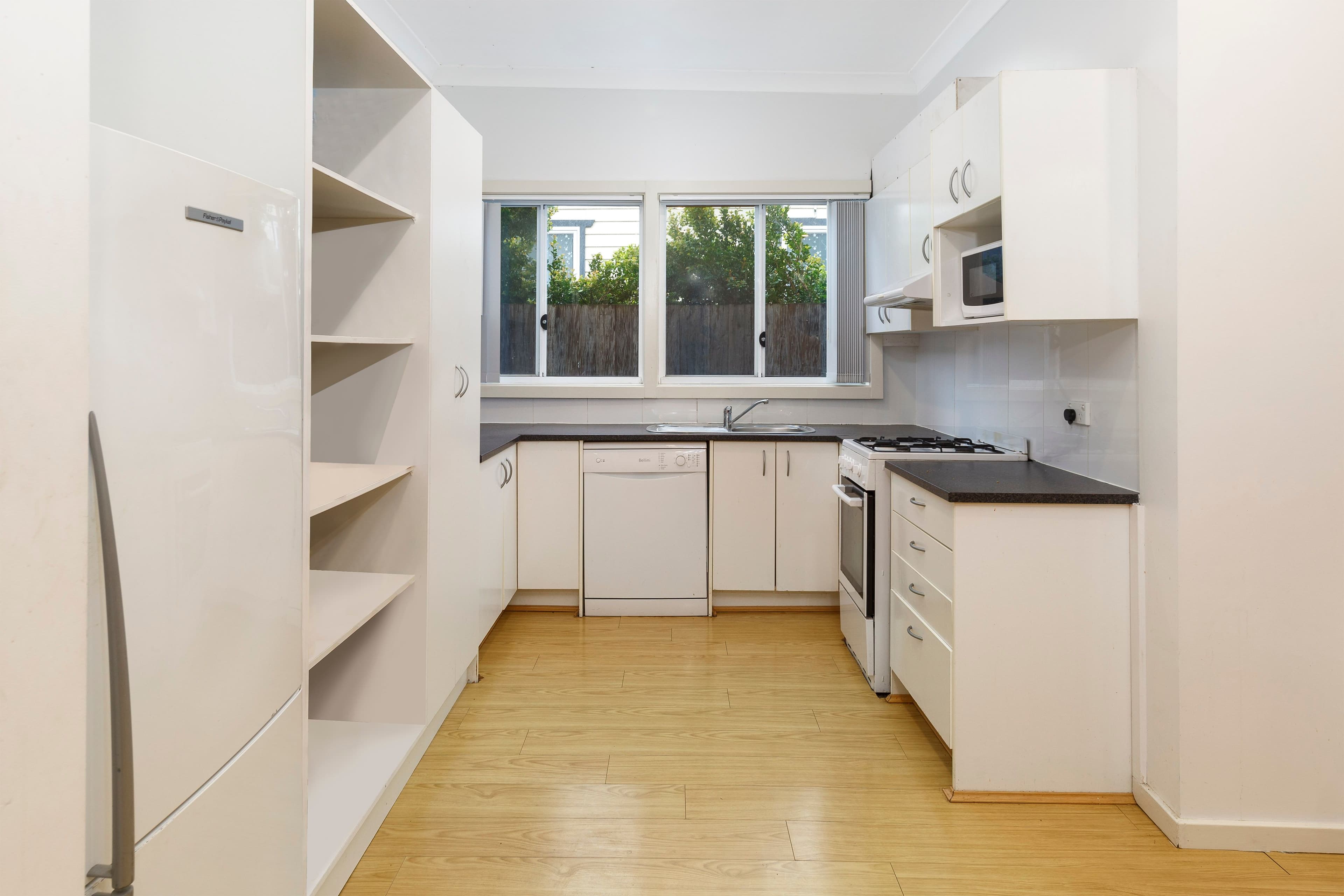 4 Griffiths Avenue, West Ryde NSW 2114, West Ryde - Thumbnail 3
