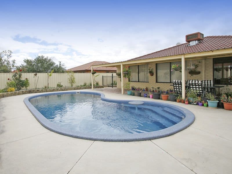 27  Serpentine Meander, GOSNELLS WA 6110, Gosnells - Thumbnail 2