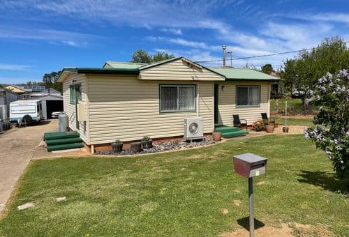 8 York Street, Adaminaby, Adaminaby - Image 1