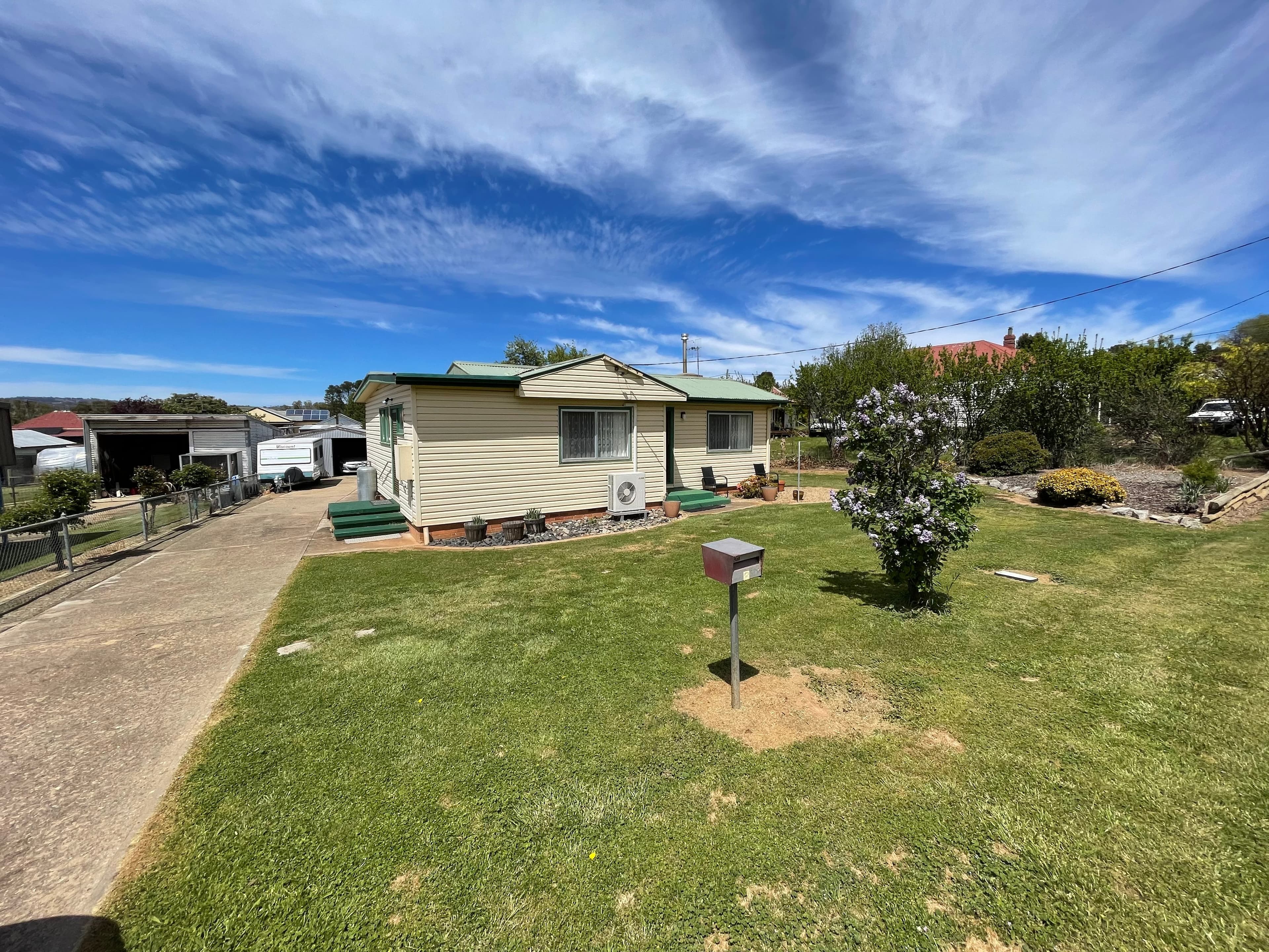 8 York Street, Adaminaby, Adaminaby - Thumbnail 2