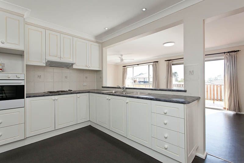 15 O'Connell Street, BARRACK HEIGHTS NSW 2528, Barrack Heights - Thumbnail 2