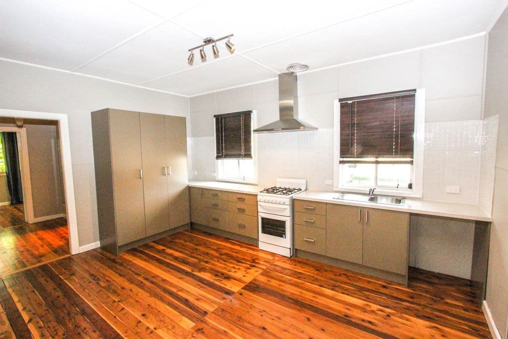 71 Melbourne Street, Narrandera - Thumbnail 2