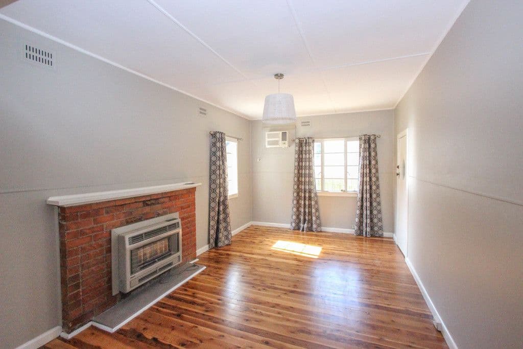 71 Melbourne Street, Narrandera - Thumbnail 4