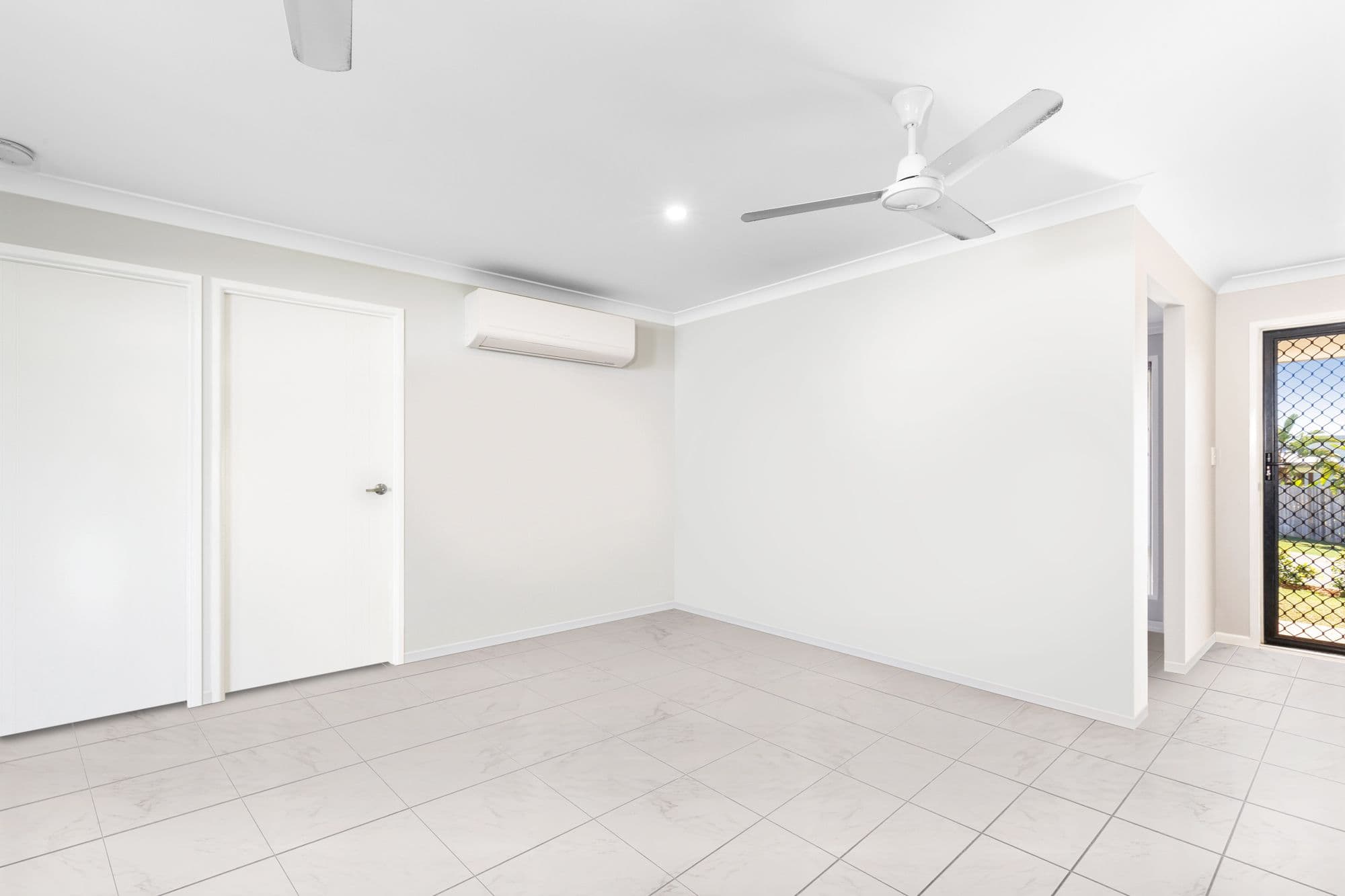 1 Brigalow Place, Lammermoor QLD 4703, Lammermoor - Thumbnail 4