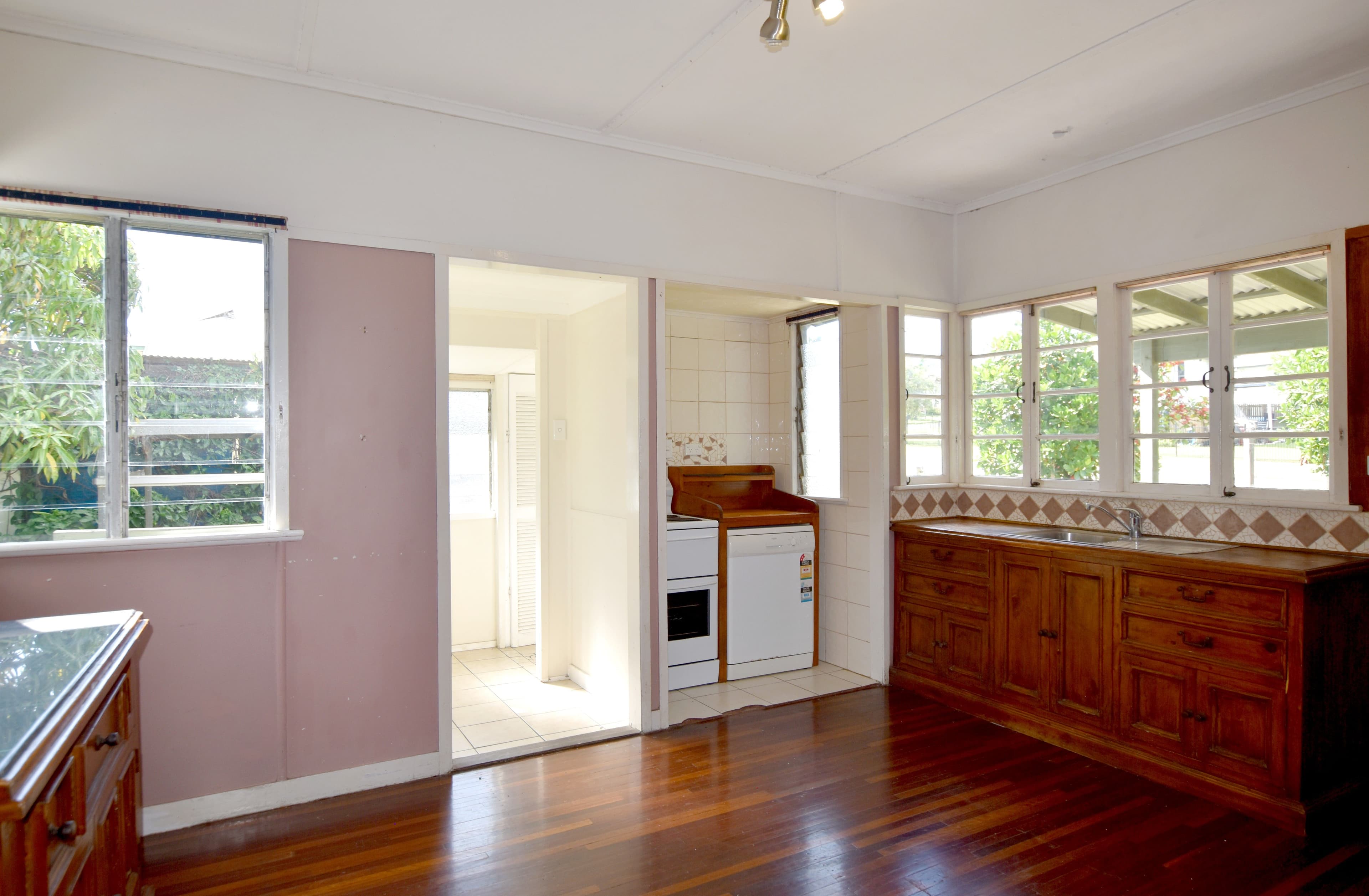 20 Golding Street, Barney Point QLD 4680, Barney Point - Thumbnail 4