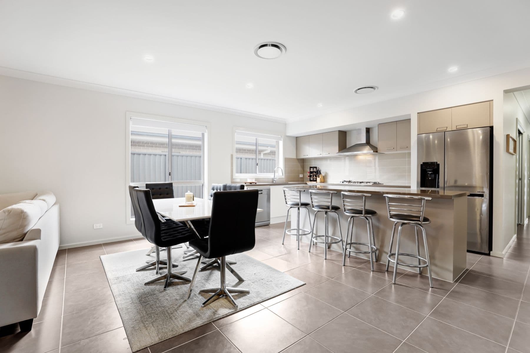 11 Lieutenant Street, JORDAN SPRINGS NSW 2747, Jordan Springs - Thumbnail 4