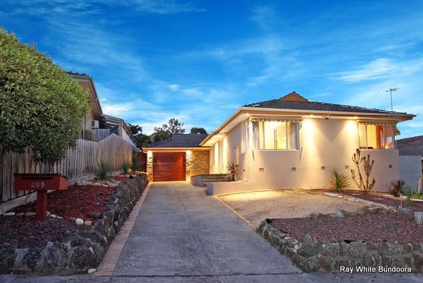 205 Hickling Avenue, GREENSBOROUGH VIC 3088, Greensborough - Image 1