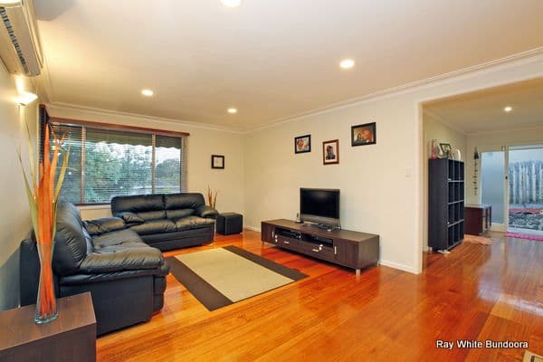205 Hickling Avenue, GREENSBOROUGH VIC 3088, Greensborough - Thumbnail 3