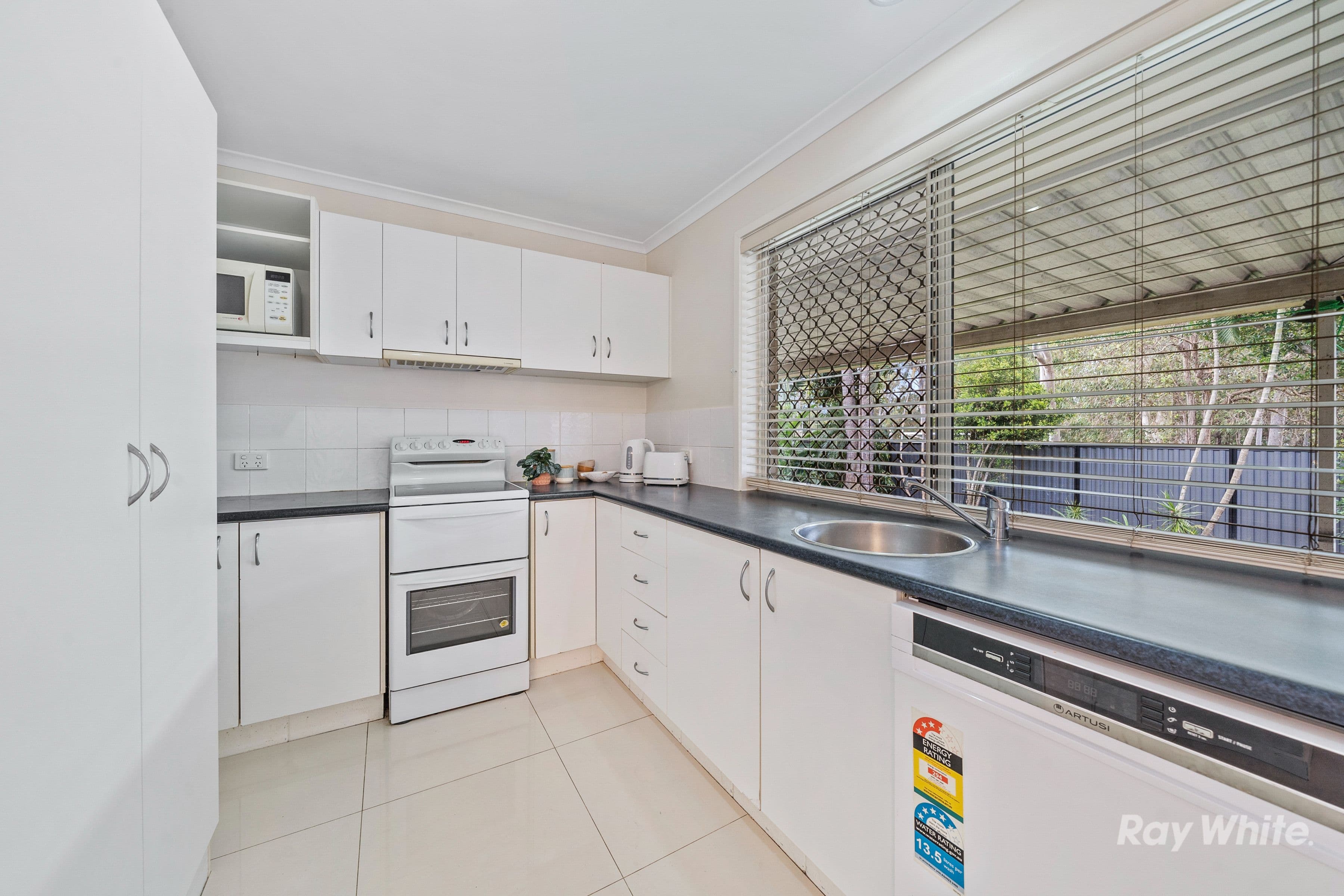 6 Apex Street, Marsden QLD 4132, Marsden - Thumbnail 6
