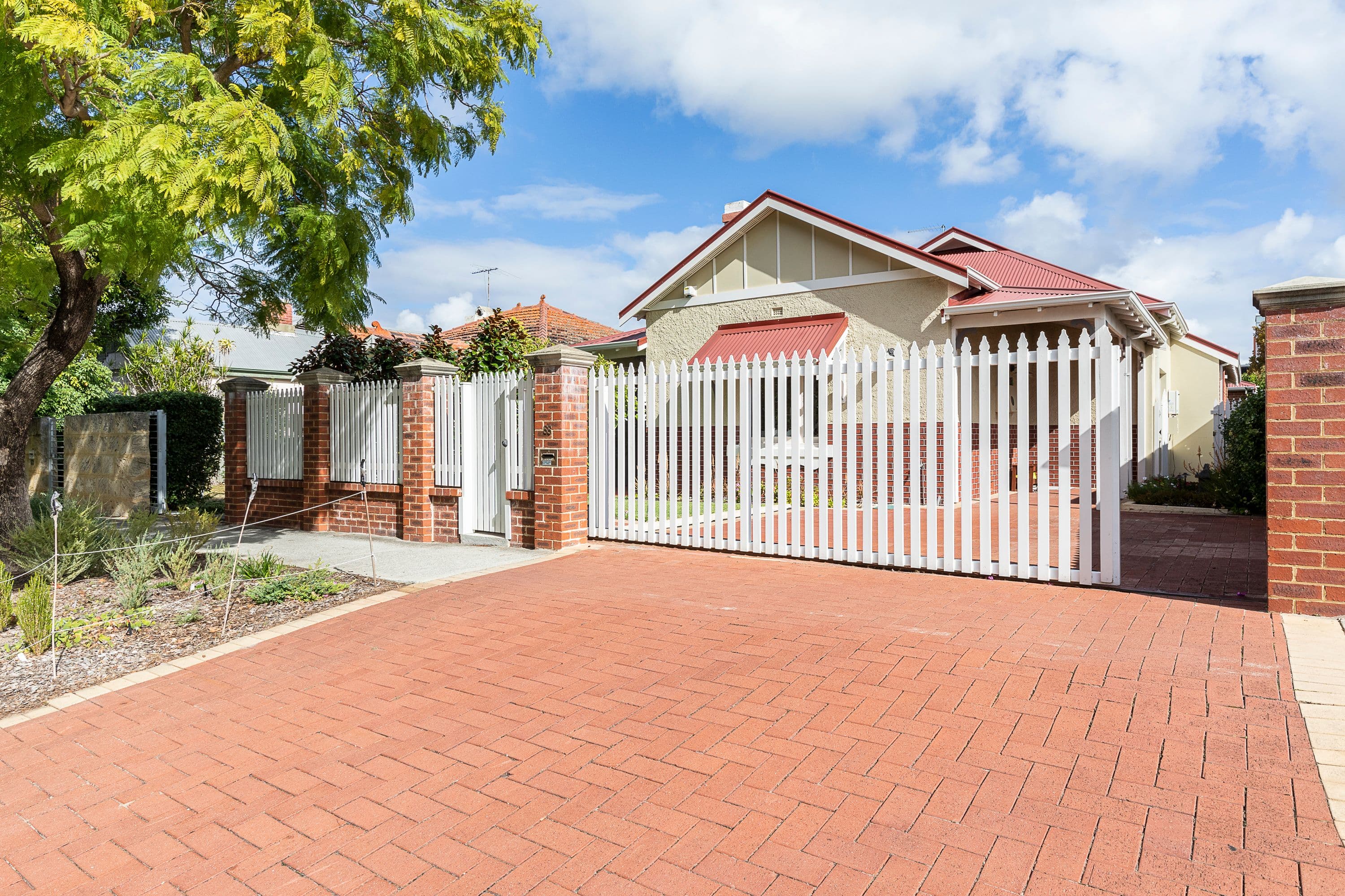 55 Clarence Street, Mount Lawley WA 6050, Mount Lawley - Thumbnail 4