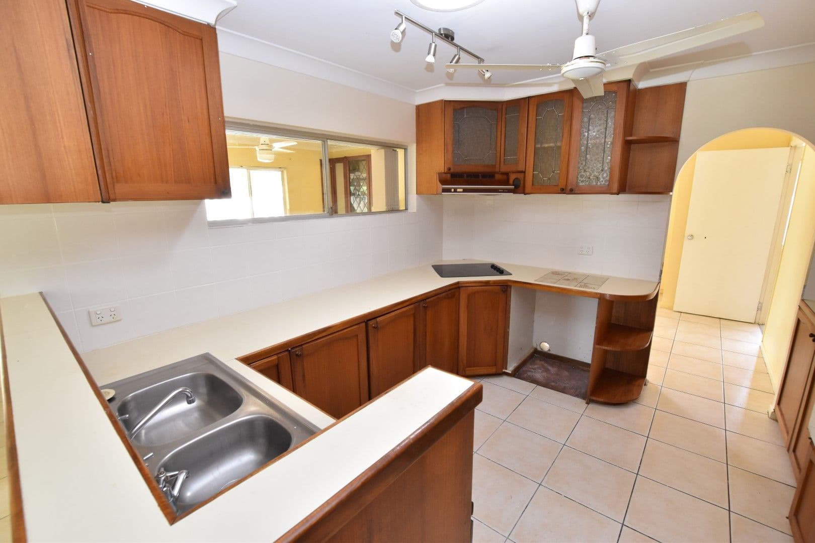 10 Harvey Road, Beecher QLD 4680, Beecher - Thumbnail 2