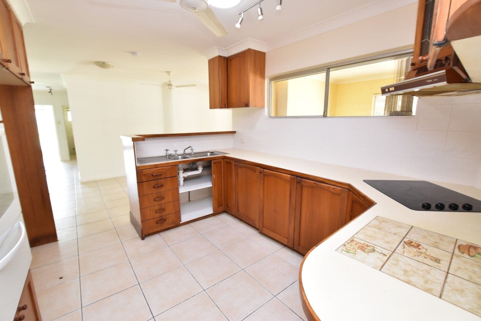 10 Harvey Road, Beecher QLD 4680, Beecher - Thumbnail 3