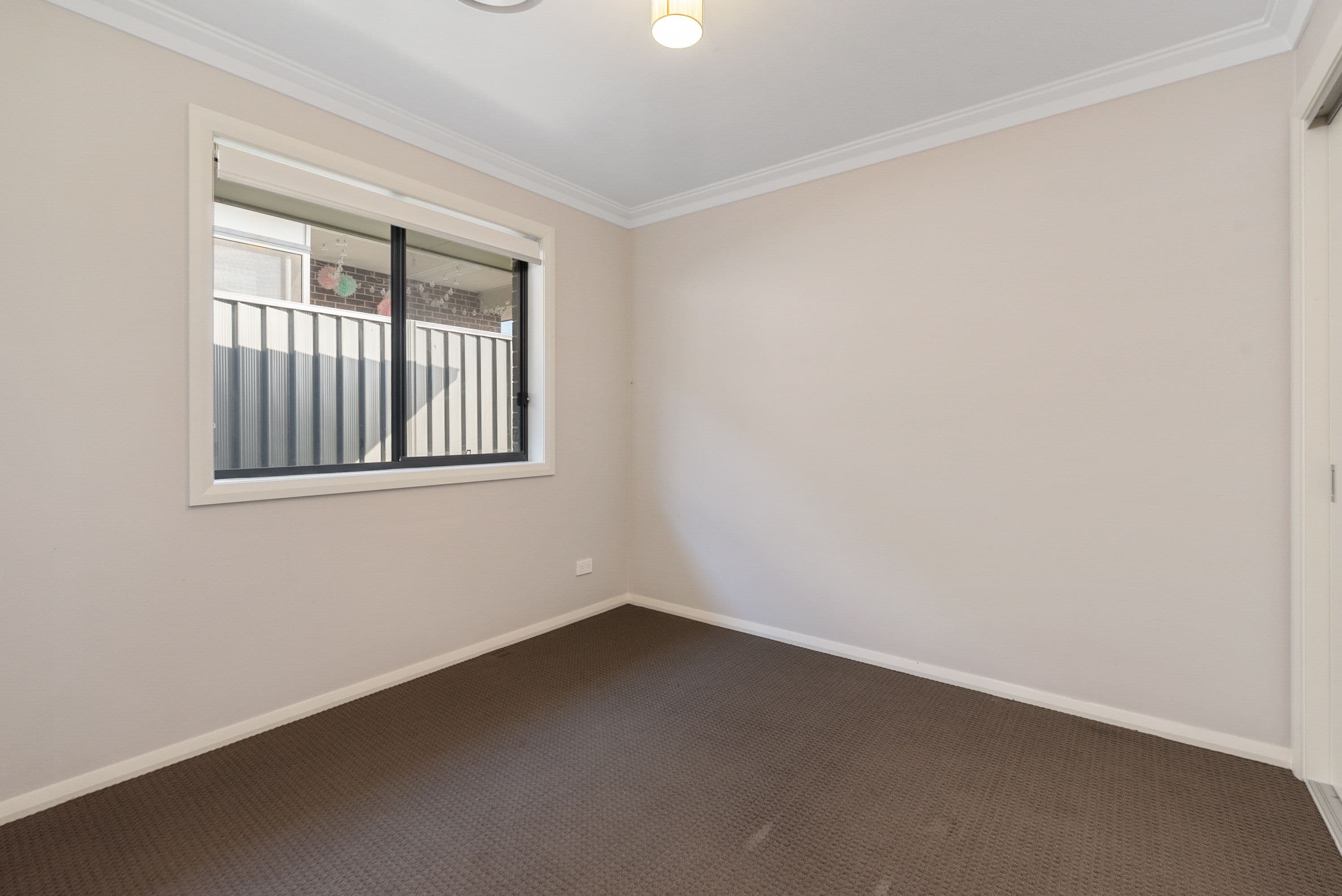 22 Oaklands Circuit, Gregory Hills - Thumbnail 7
