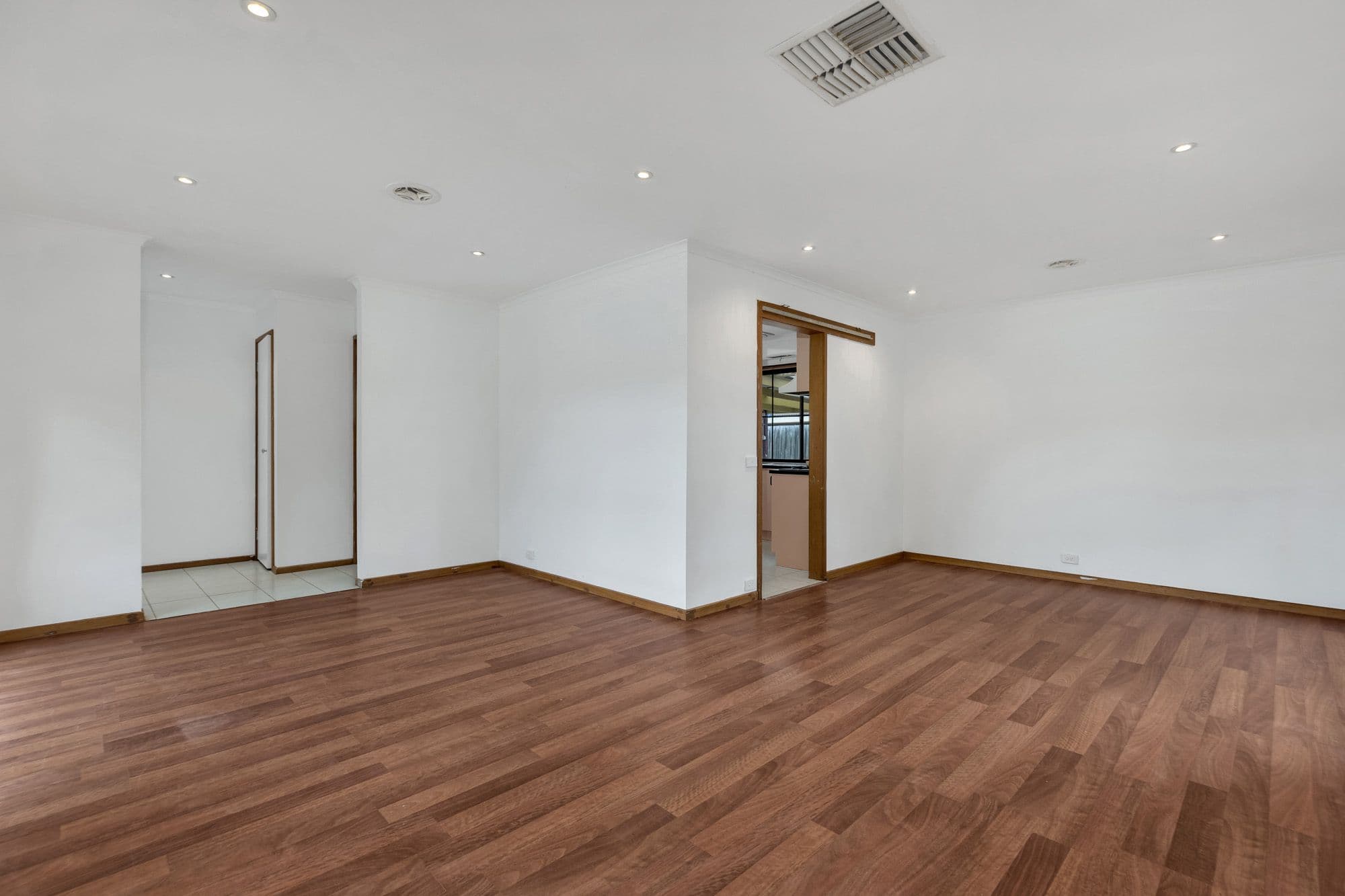 14 McMurray Crescent, Hoppers Crossing VIC 3029, Hoppers Crossing - Thumbnail 8