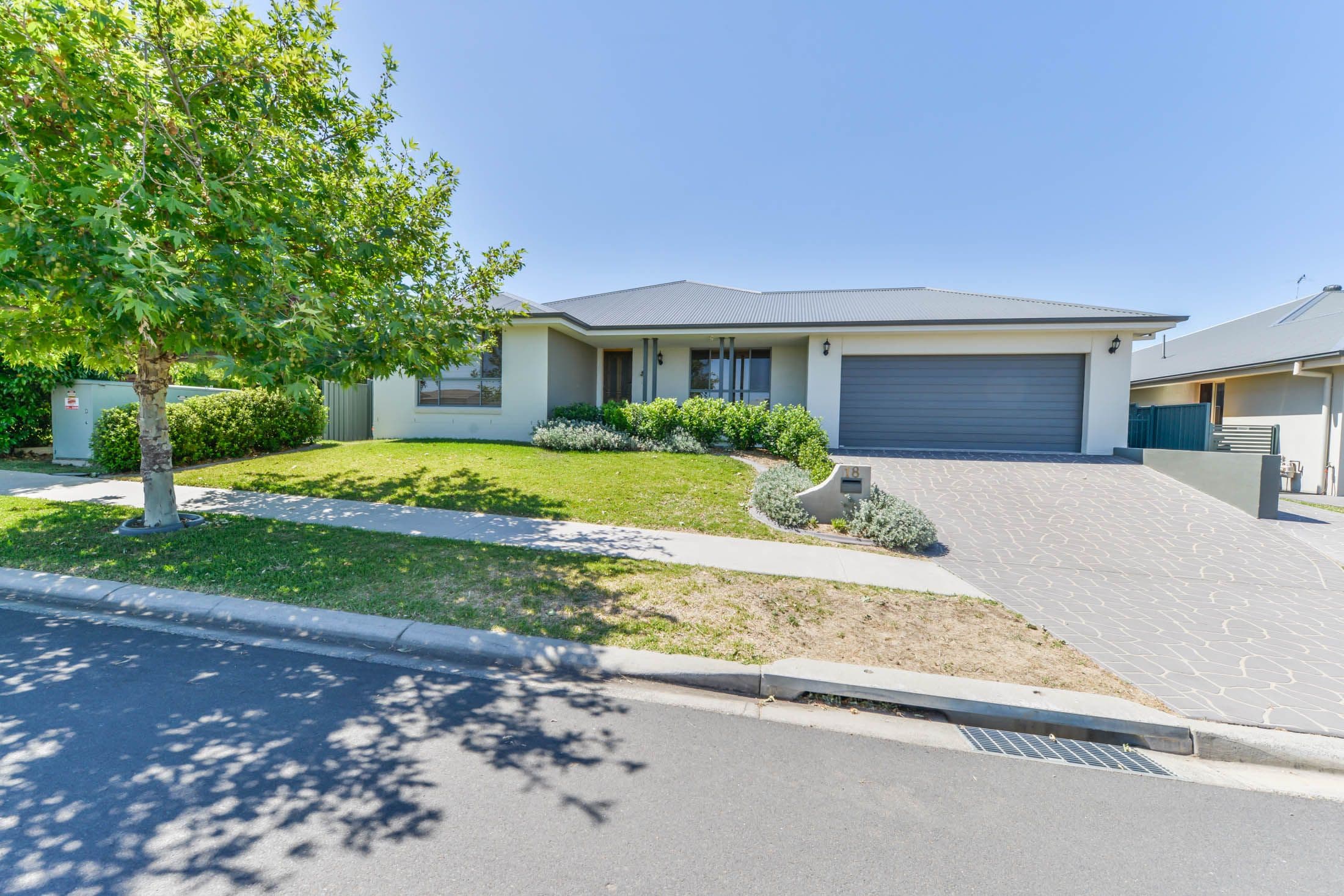 18 The Heights, TAMWORTH NSW 2340, Tamworth - Image 1