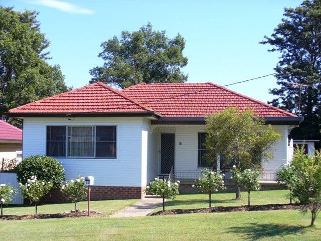 18 Hiland Crescent, EAST MAITLAND NSW 2323, East Maitland - Image 1
