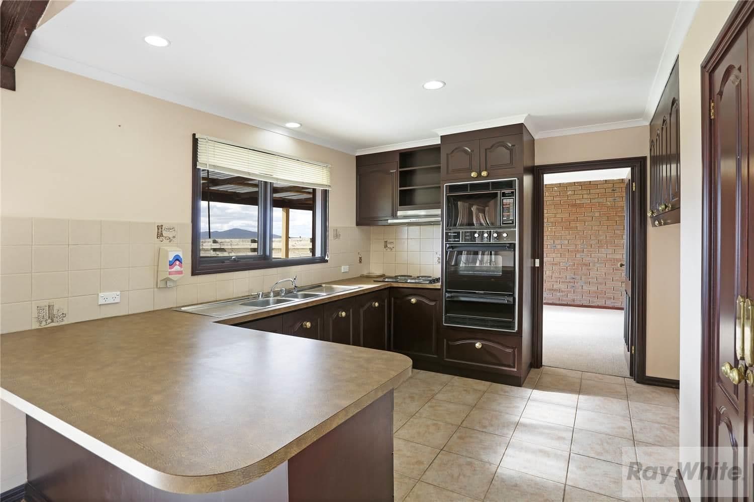 60 Links Street, LARA VIC 3212, Lara - Thumbnail 3