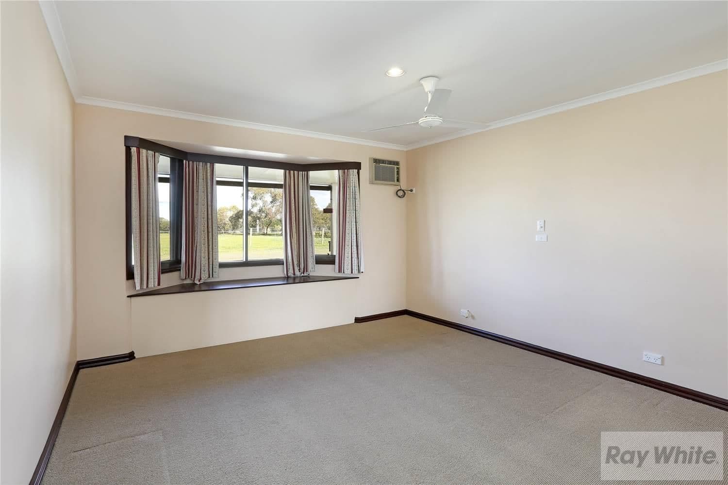 60 Links Street, LARA VIC 3212, Lara - Thumbnail 5