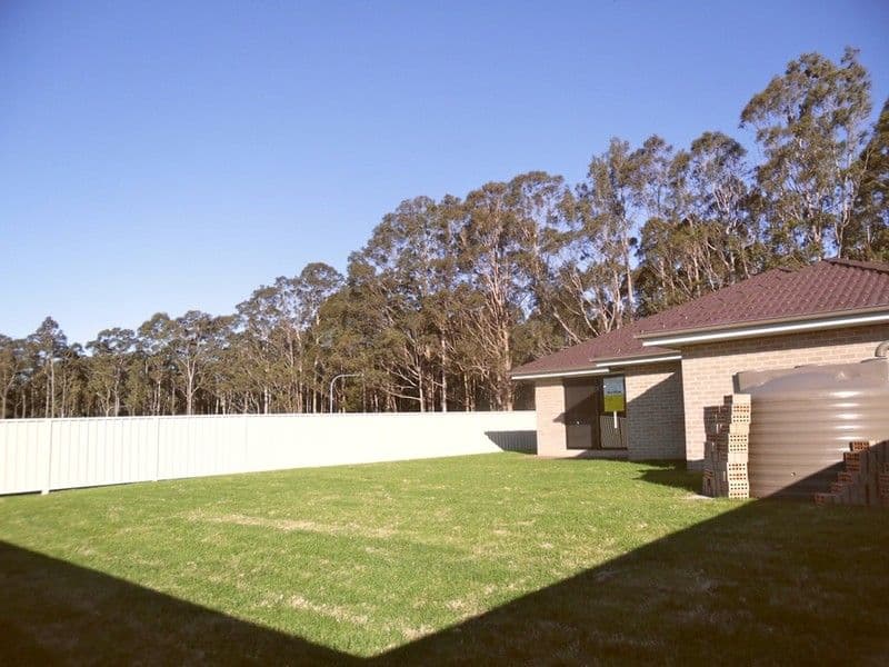 36 Rannoch Drive, WEST NOWRA NSW 2541, West Nowra - Thumbnail 5