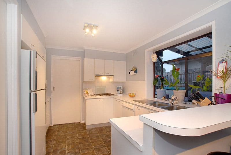 1 Nola Court, SCORESBY VIC 3179, Scoresby - Thumbnail 2
