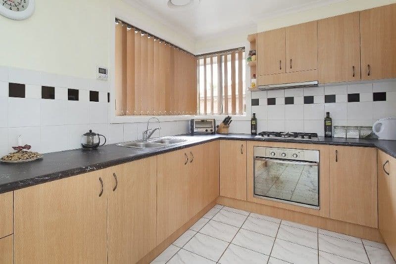 27 First Avenue, DANDENONG NORTH VIC 3175, Dandenong North - Thumbnail 2