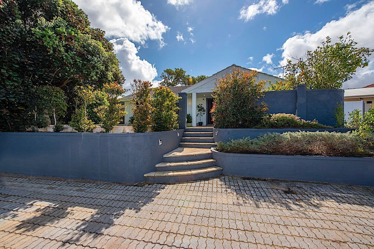 12 Sheppard Way, Marmion WA 6020, Marmion - Image 1