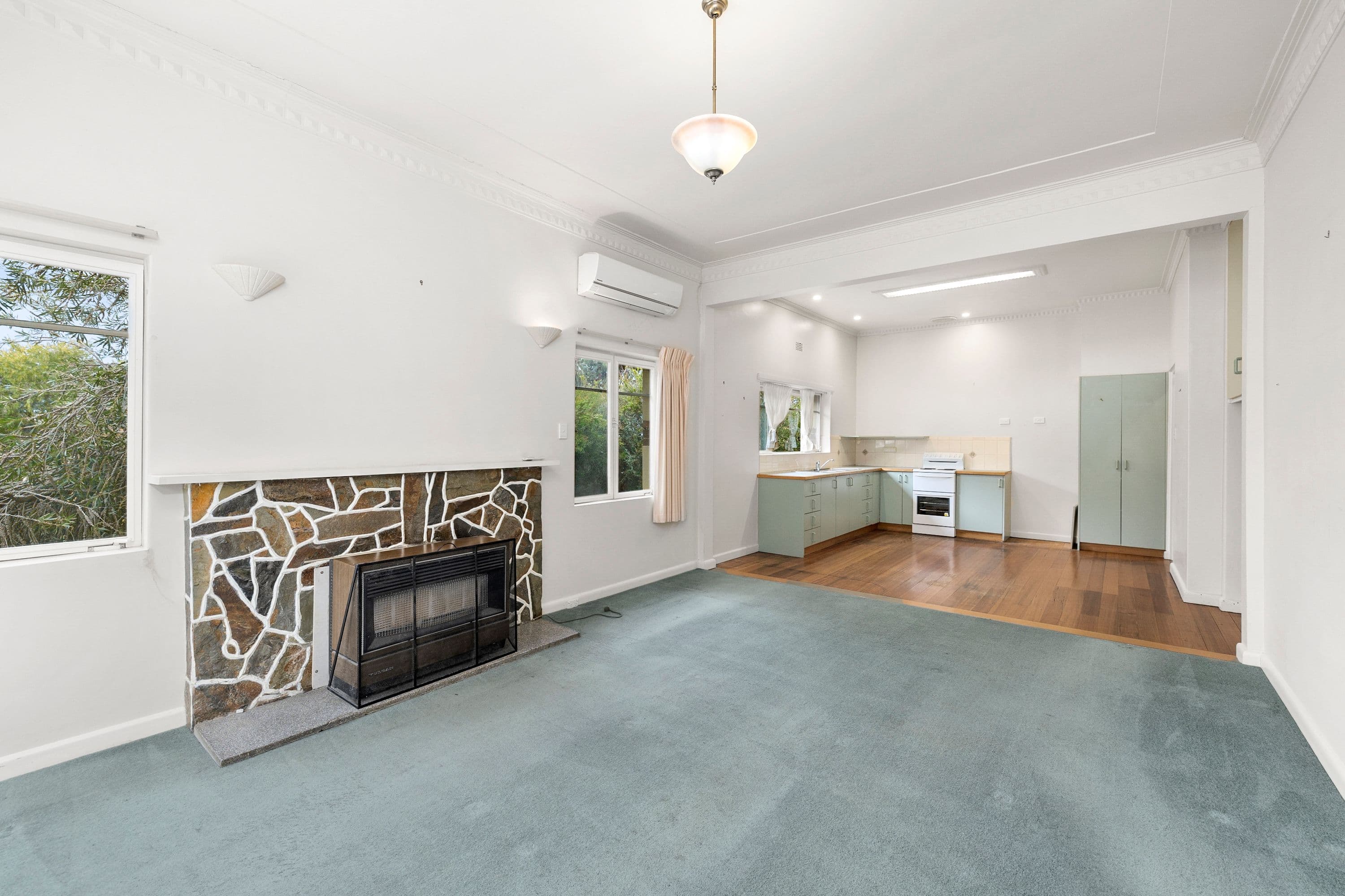 24 Ford Street, Ararat VIC 3377, Ararat - Thumbnail 2