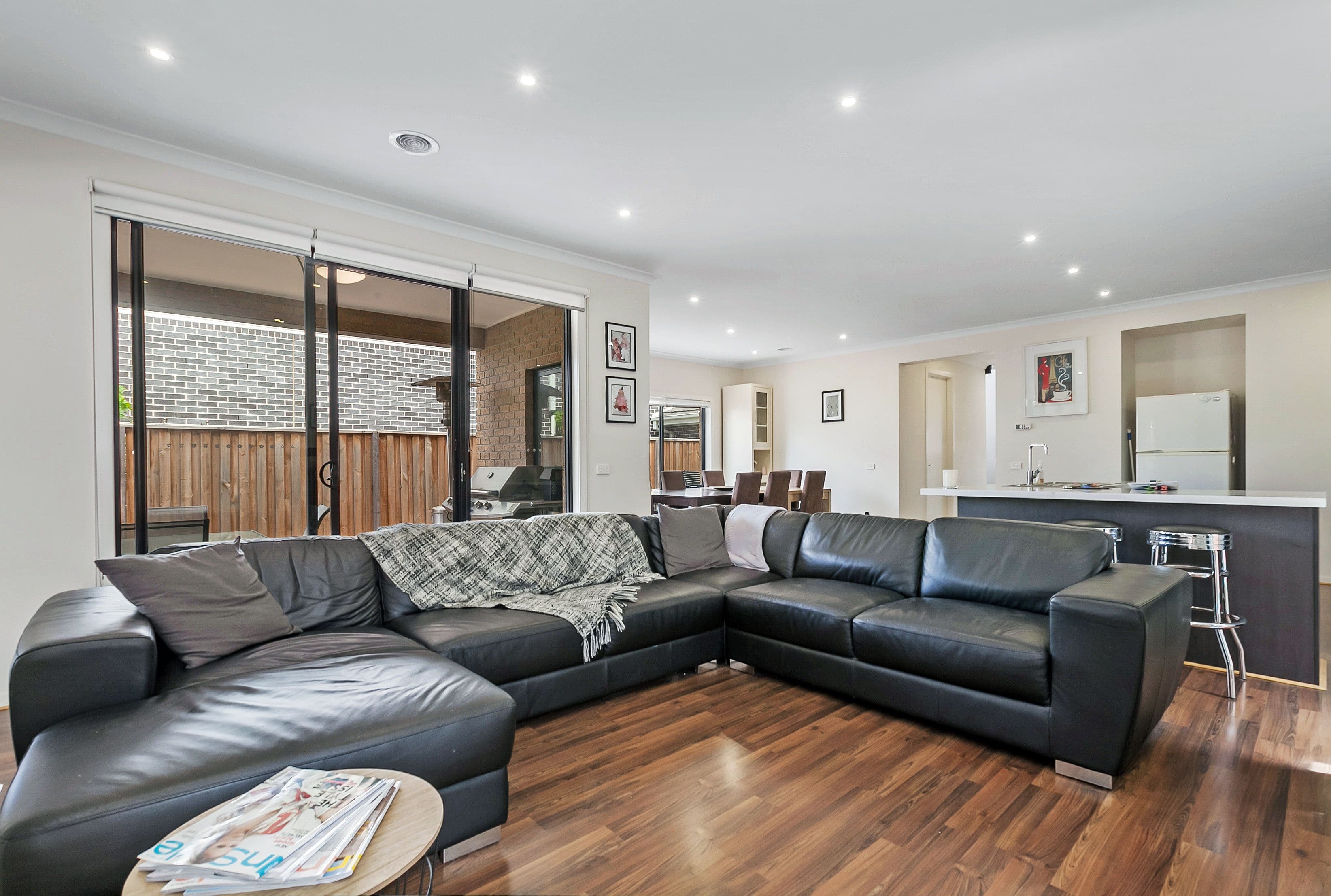 33 Spectrum Way, Coburg North VIC 3058, Coburg North - Thumbnail 2