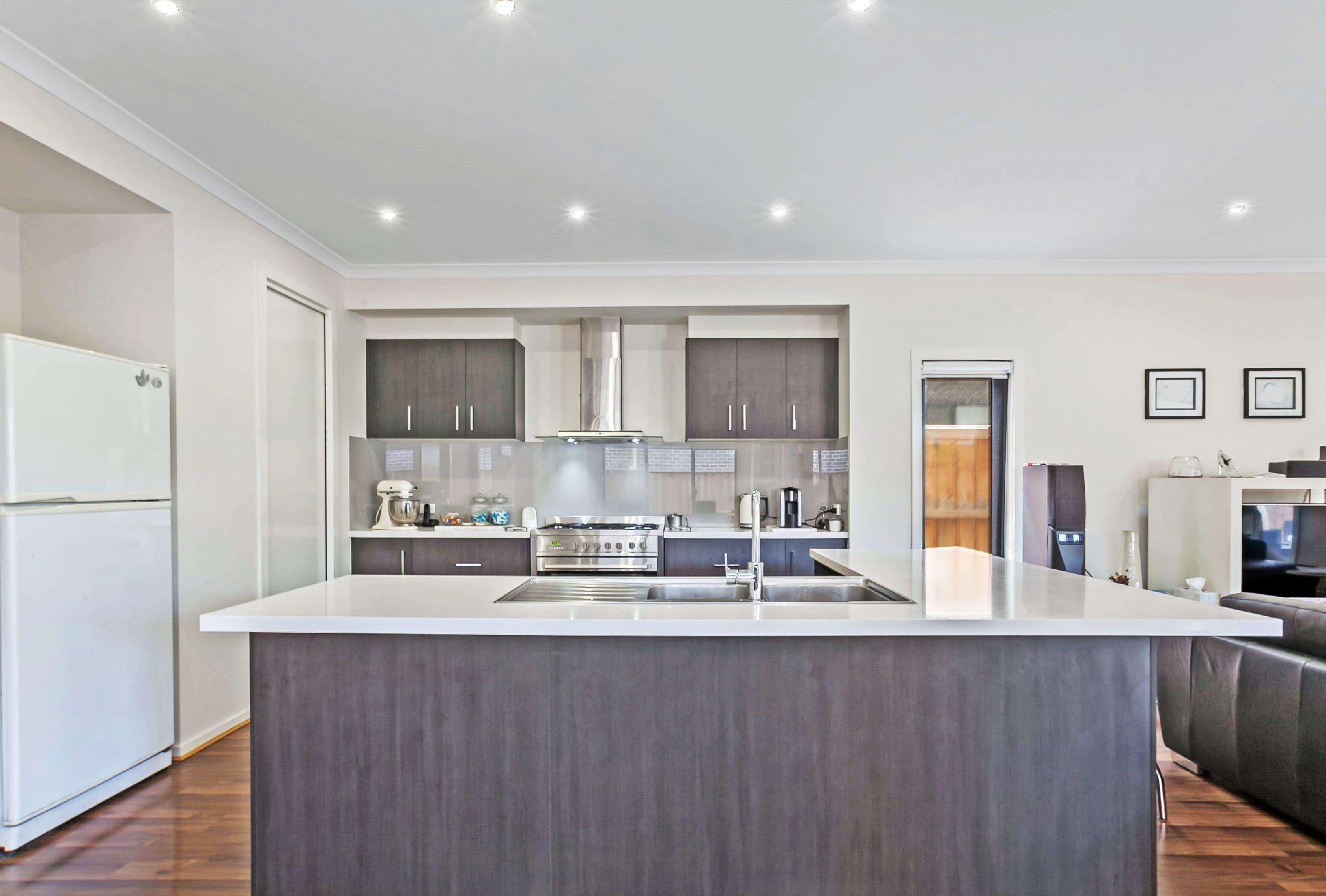 33 Spectrum Way, Coburg North VIC 3058, Coburg North - Thumbnail 4