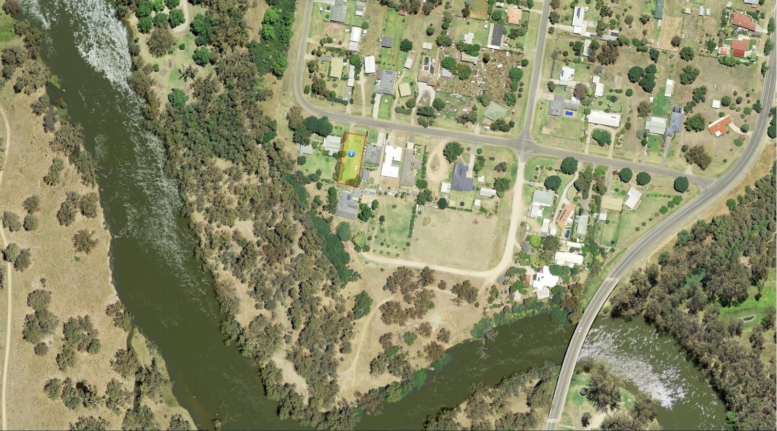 6 Clarke Street West, Howlong NSW 2643, Howlong - Thumbnail 2