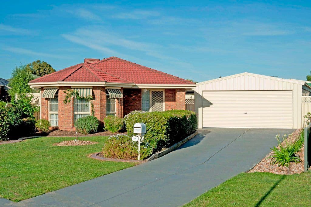 9 Begonia Court, DELACOMBE VIC 3356, Delacombe - Thumbnail 2