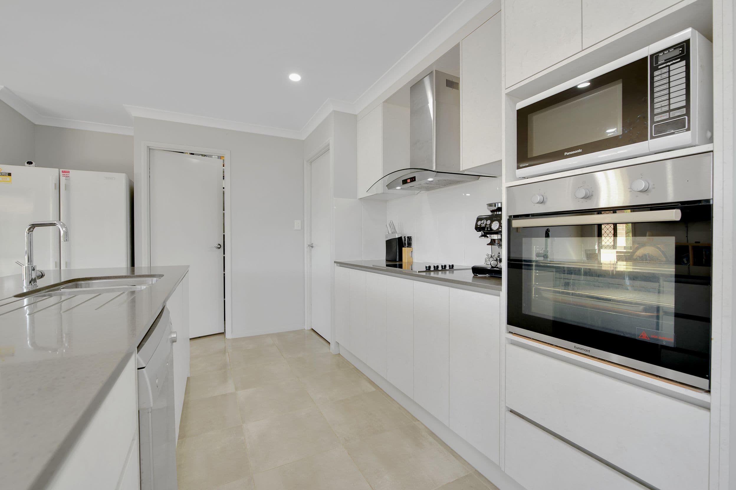 27 Scholes Way, Kirkwood QLD 4680, Kirkwood - Thumbnail 7