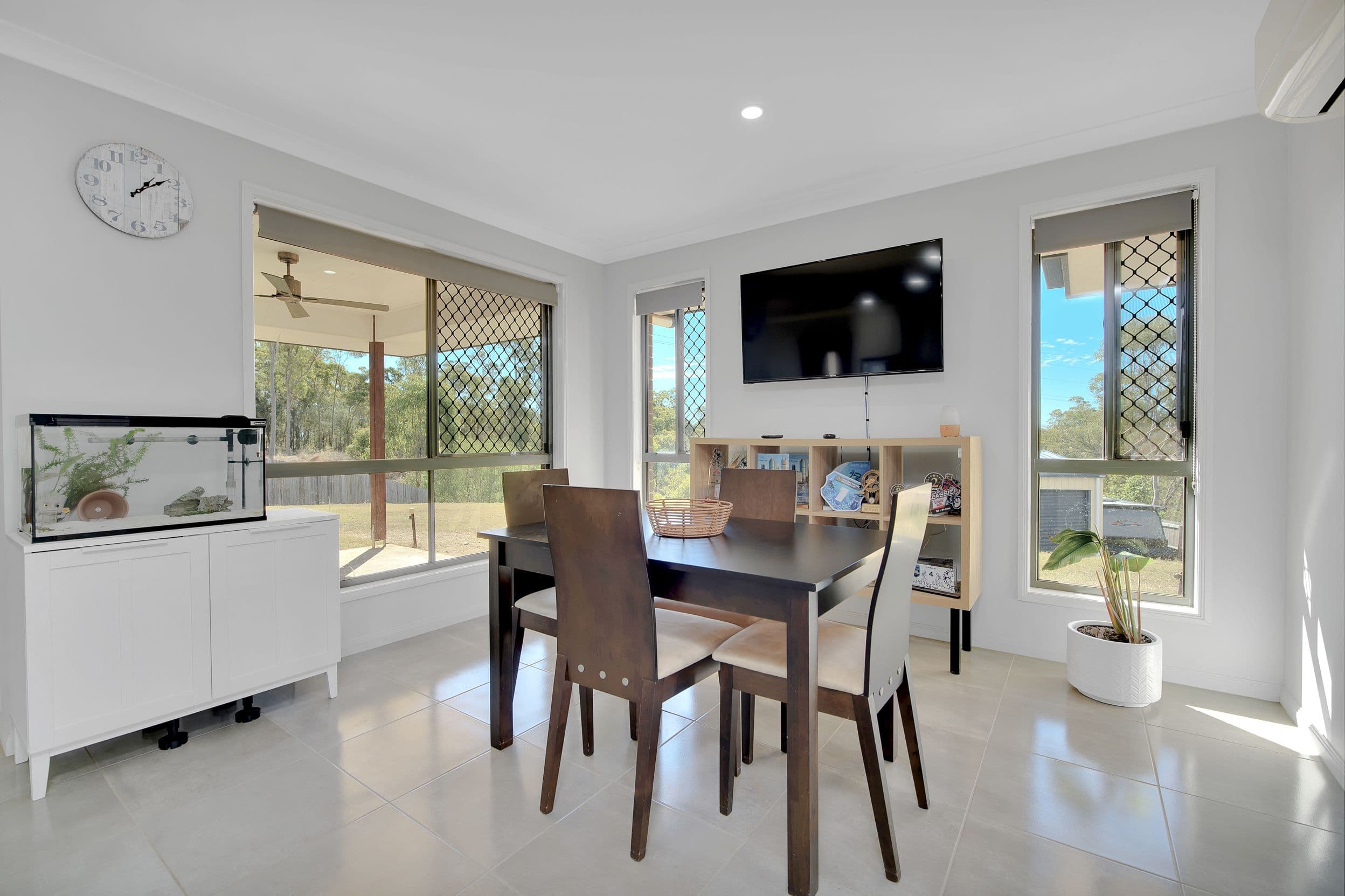 27 Scholes Way, Kirkwood QLD 4680, Kirkwood - Thumbnail 8