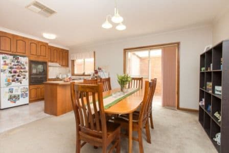 19 woodley Drive, MILDURA VIC 3500, Mildura - Thumbnail 2