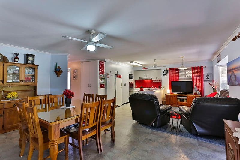2 Blake Street, WILSONTON QLD 4350, Wilsonton - Thumbnail 6