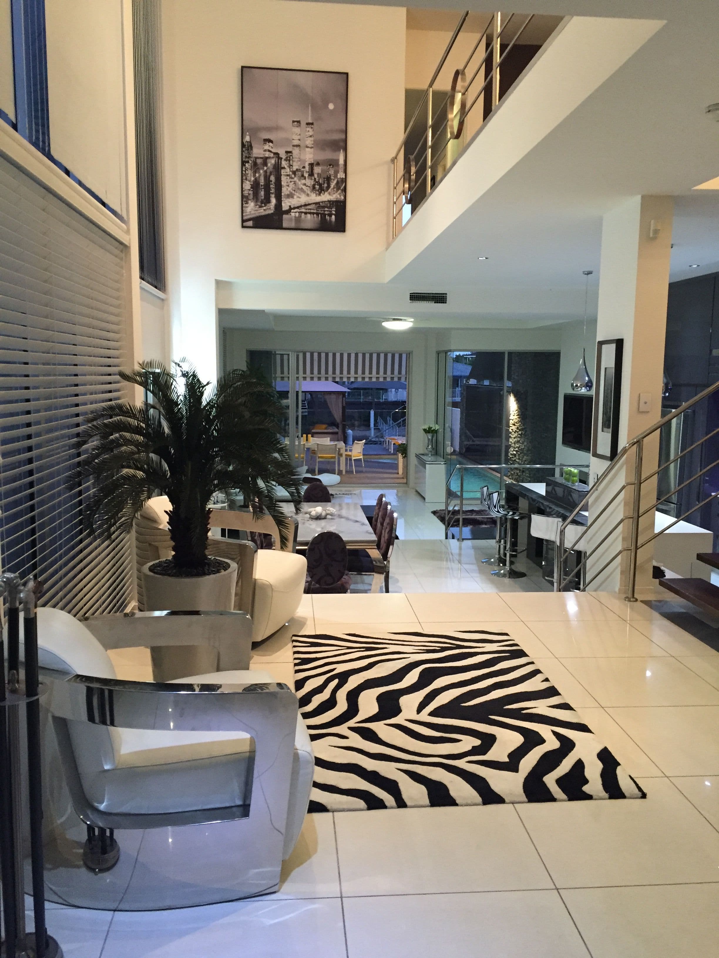 5 Vespa Crescent, Surfers Paradise QLD 4217, Surfers Paradise - Image 1