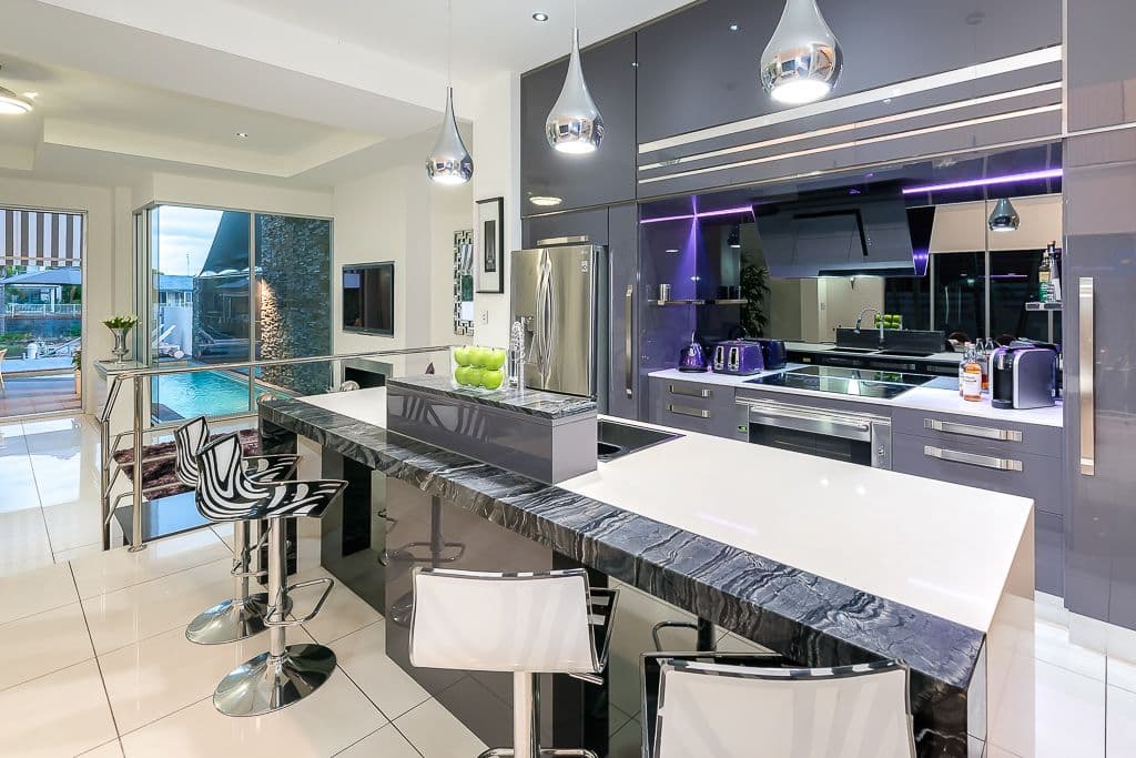 5 Vespa Crescent, Surfers Paradise QLD 4217, Surfers Paradise - Thumbnail 8
