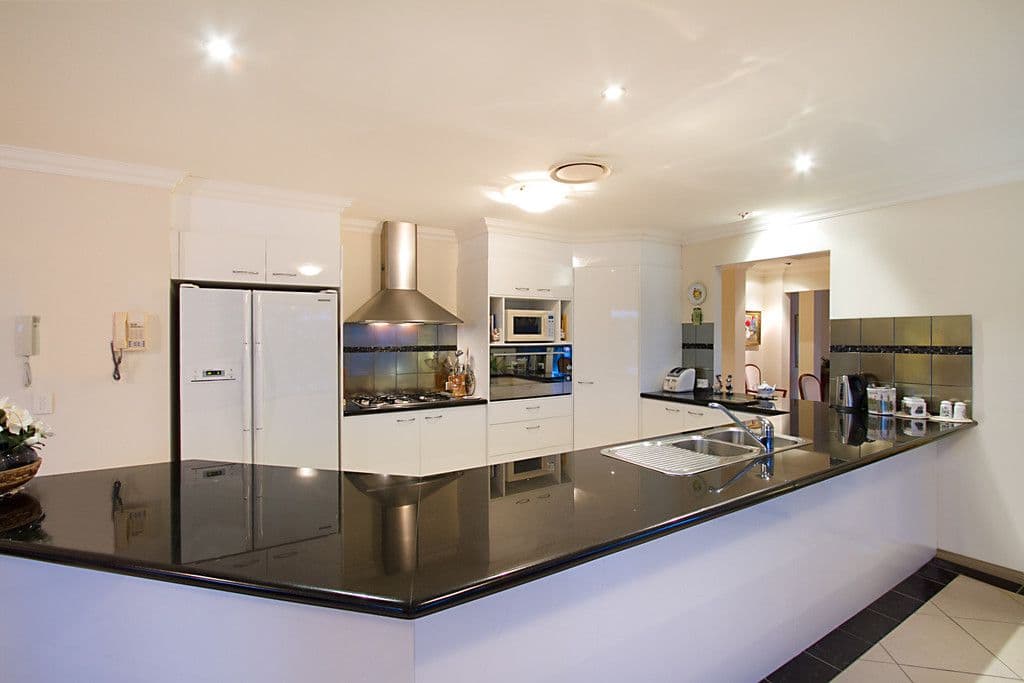 14 Saltair Grove, Helensvale QLD 4212, Helensvale - Thumbnail 6