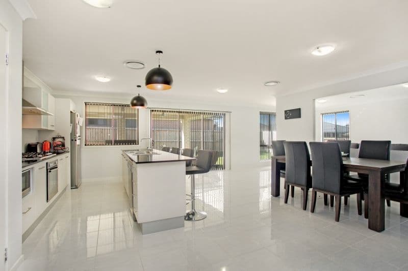 21 Teal Street, ABERGLASSLYN NSW 2320, Aberglasslyn - Thumbnail 4