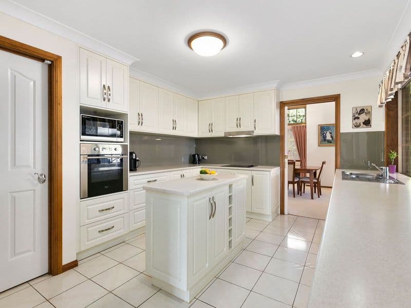 28 Kilmorey Street, Carindale QLD 4152, Carindale - Thumbnail 5