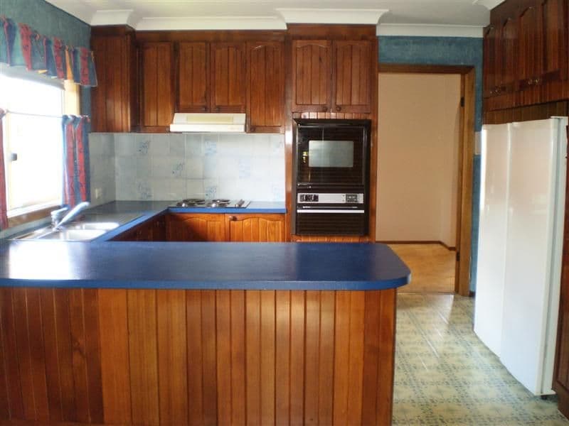 76  Bourke Street, COWRA NSW 2794, Cowra - Thumbnail 2
