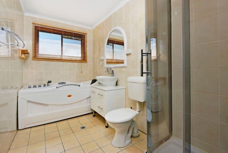 89 Griffin Parade, ILLAWONG NSW 2234, Illawong - Thumbnail 6